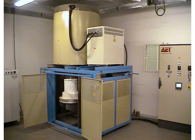 1600°C TT lift deck furnace Hot opening