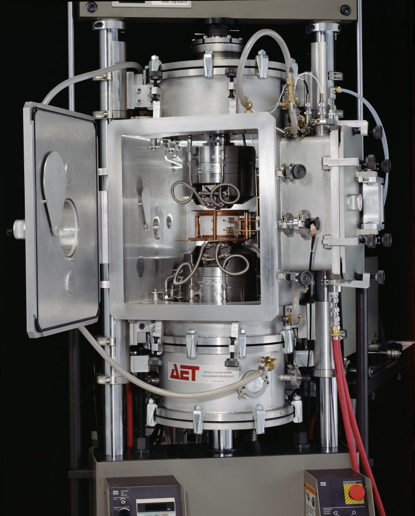 3200°C furnace for traction, compression