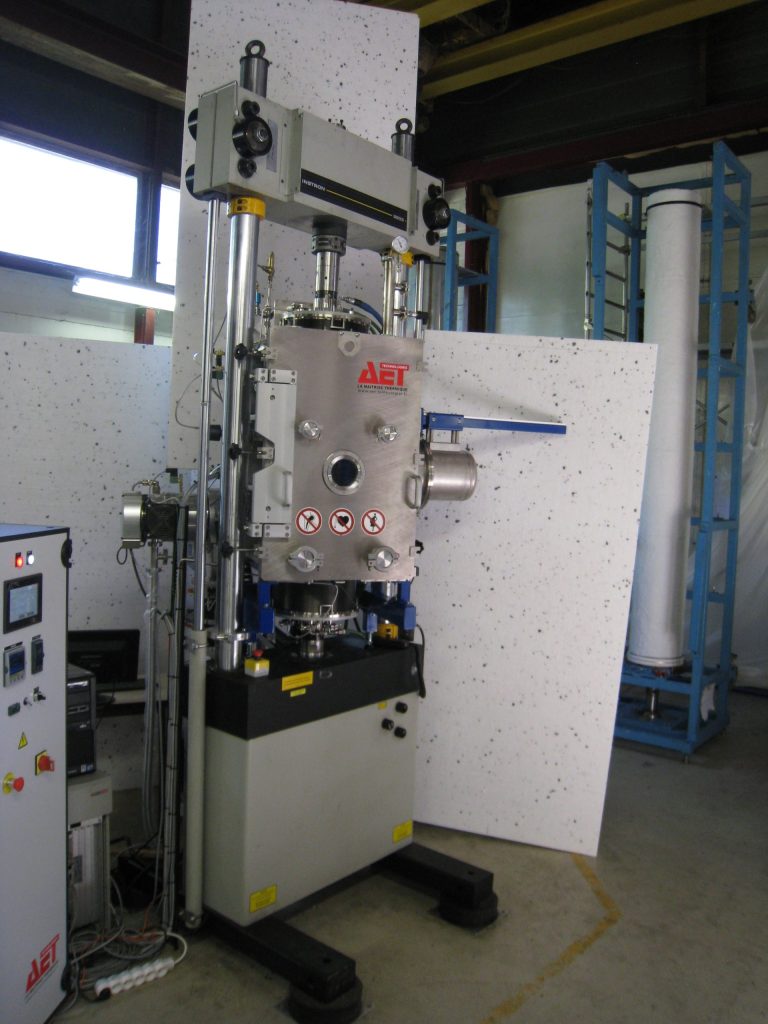 1500°C Induction furnace for traction, compression, fatigue