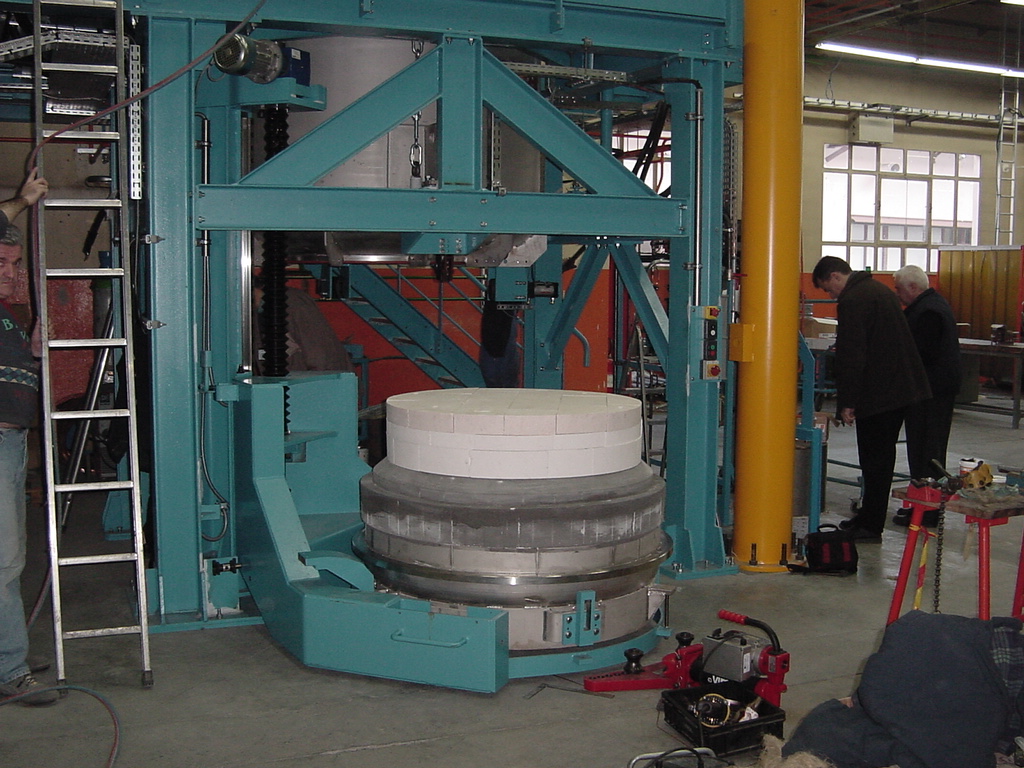 1800°C Bottom loading furnace Large capacity